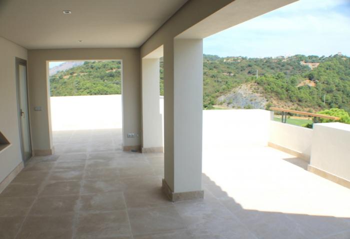 Villa for rent in Los Arqueros-Puerto del Almendro (Benahavís)