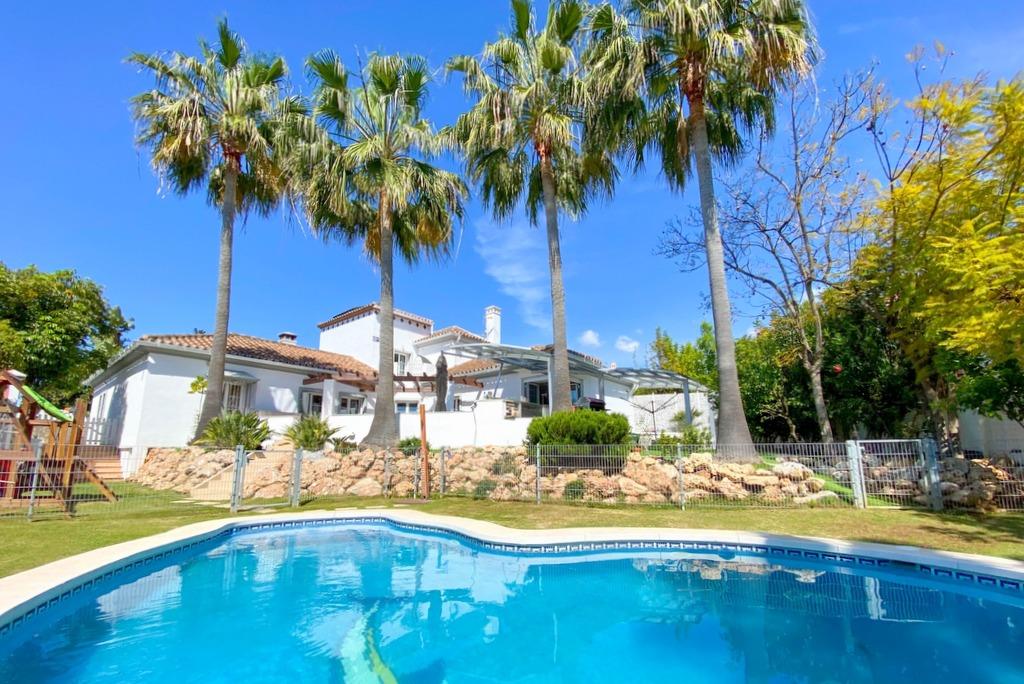 Villa en alquiler en Rio Real-Los Monteros (Marbella)
